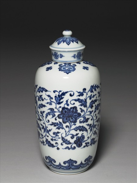 青花纏枝花卉紋蓋罐