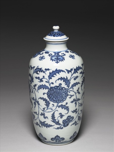 青花纏枝花卉紋蓋罐