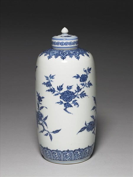 青花花果紋蓋罐