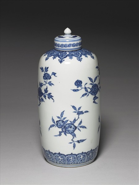 青花花果紋蓋罐