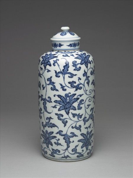 青花花卉紋蓋罐