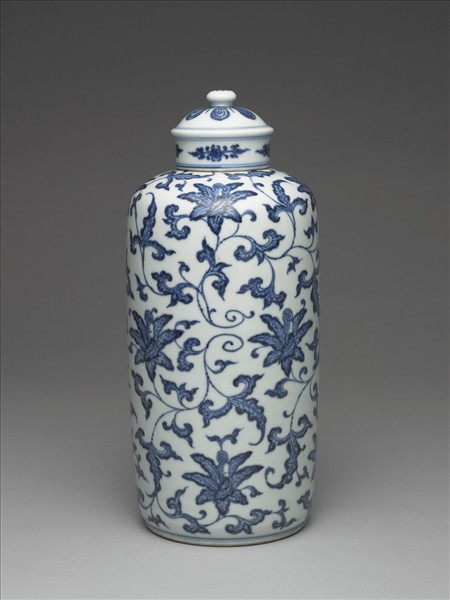 青花花卉紋蓋罐