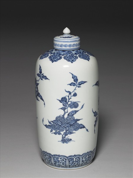 青花折枝花果紋蓋罐
