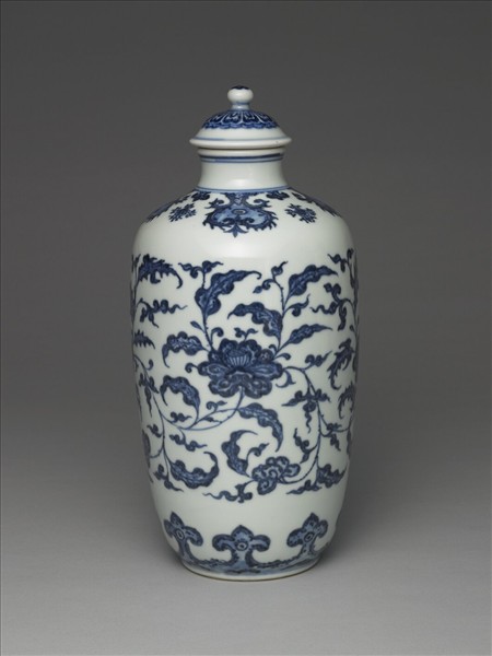 青花纏枝花卉紋蓋罐