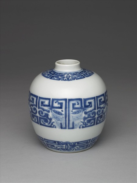 青花罐
