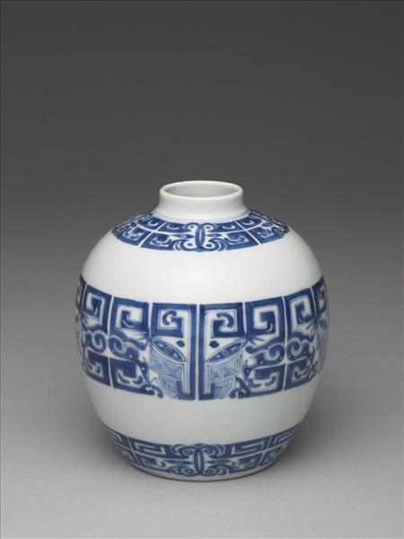 青花罐