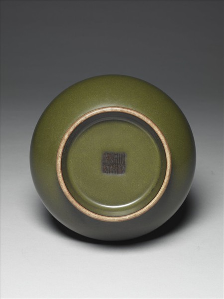茶葉末釉貫耳壺