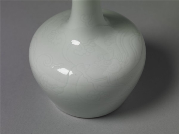 白瓷直口匙箸瓶