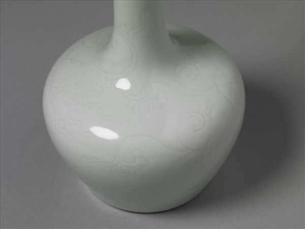 白瓷直口匙箸瓶