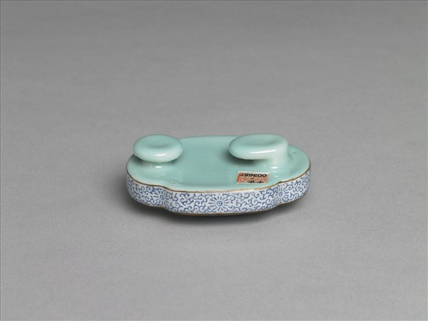 粉彩描金花卉紋帶板