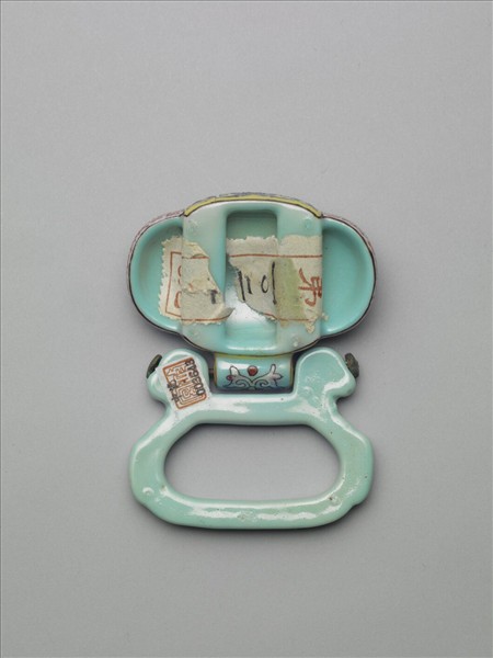 粉彩番蓮紋描金帶板