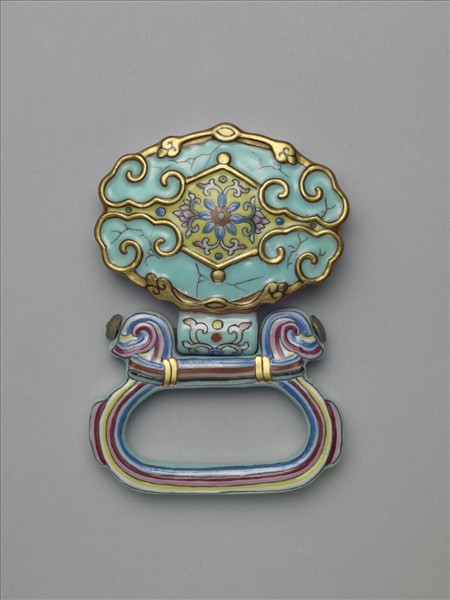 粉彩松石色描金帶板