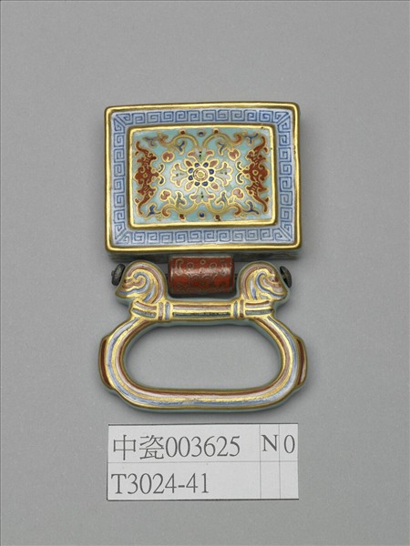 粉彩番蓮紋描金帶板