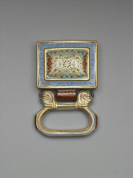 粉彩番蓮紋描金帶板