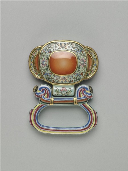 粉彩番蓮紋描金帶板