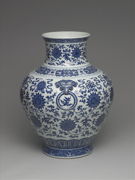 青花八寶番蓮紋罐