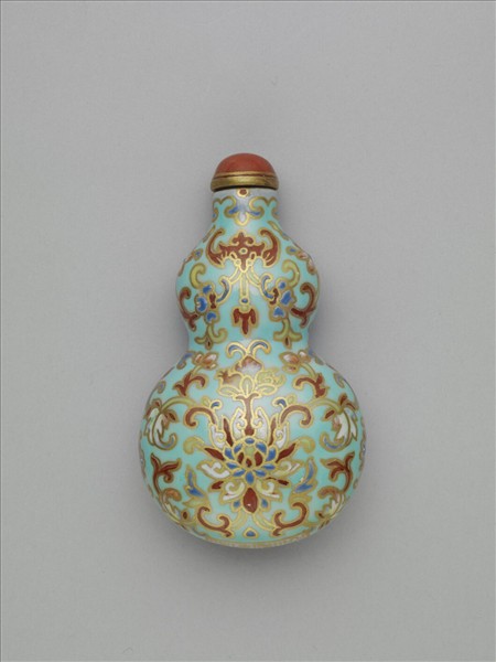 粉彩湖綠地纏枝花卉紋葫蘆式鼻煙壺