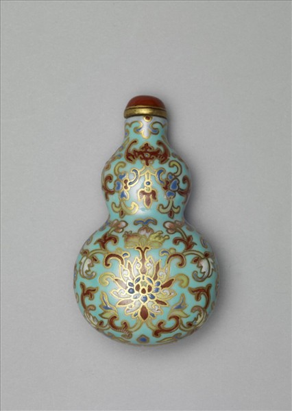 粉彩湖綠地纏枝花卉紋葫蘆式鼻煙壺