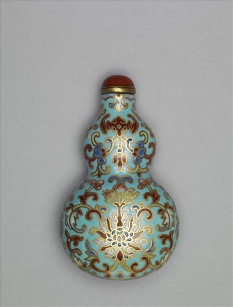 粉彩湖綠地纏枝花卉紋葫蘆式鼻煙壺