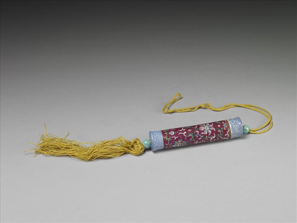 粉彩紅地纏枝花卉紋牙籤筒