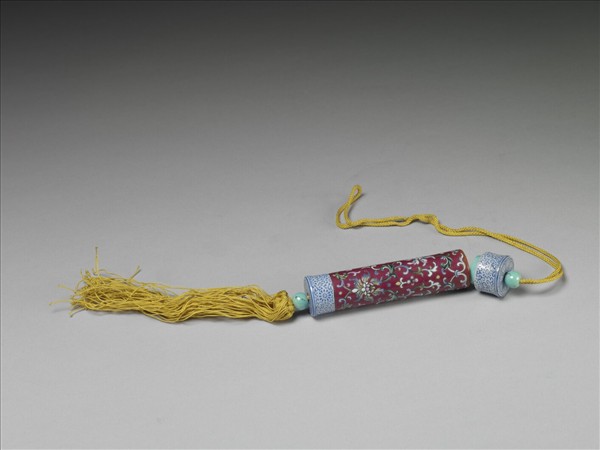 粉彩紅地纏枝花卉紋牙籤筒