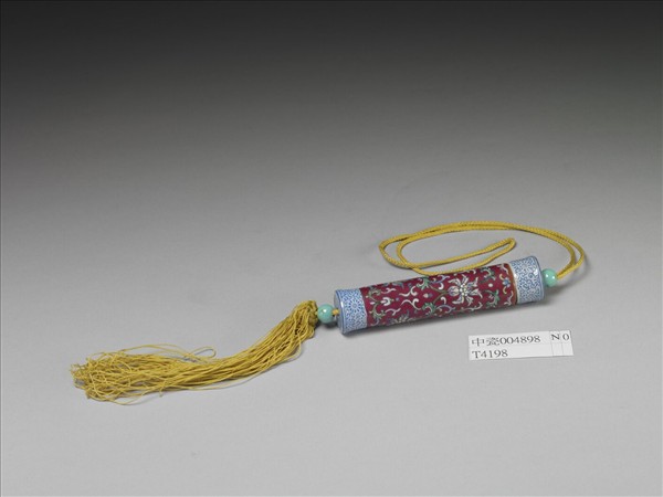 粉彩紅地纏枝花卉紋牙籤筒