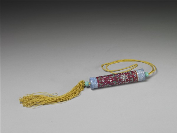 粉彩紅地纏枝花卉紋牙籤筒