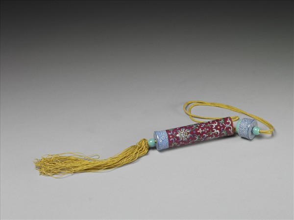 粉彩紅地纏枝花卉紋牙籤筒