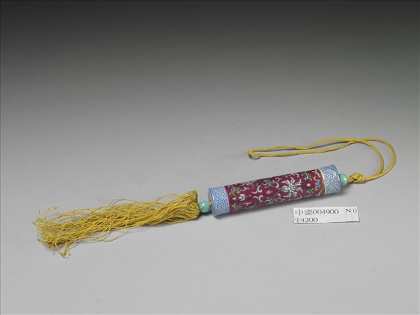 粉彩紅地纏枝花卉紋牙籤筒