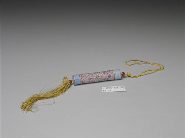 粉彩粉紅地纏枝花卉紋牙籤筒