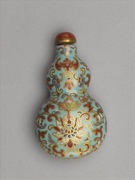 粉彩湖綠地纏枝花卉紋葫蘆式鼻煙壺