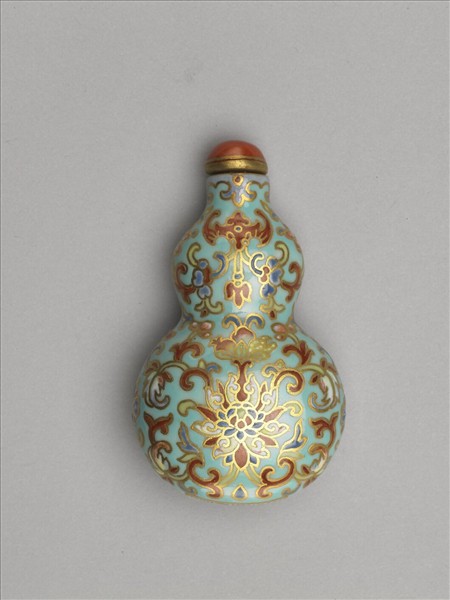 粉彩湖綠地纏枝花卉紋葫蘆式鼻煙壺