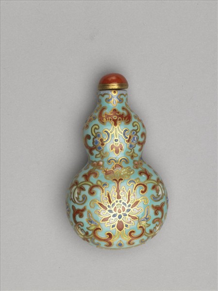粉彩湖綠地纏枝花卉紋葫蘆式鼻煙壺