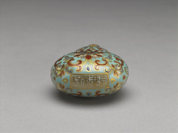 粉彩湖綠地纏枝花卉紋葫蘆式鼻煙壺