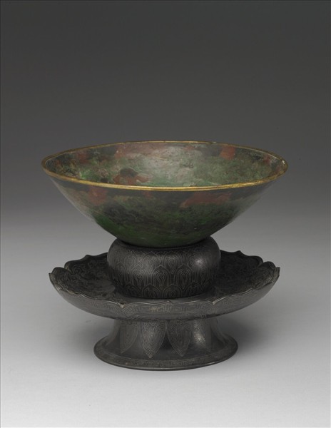 金扣銅茶盞附紫檀嵌金銀絲盞托