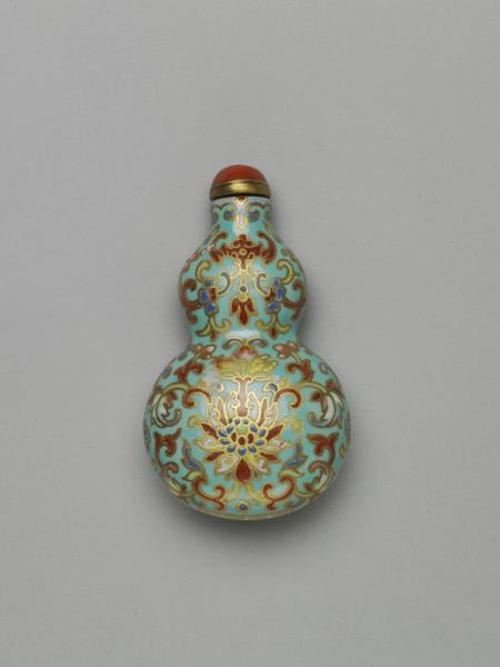 粉彩湖綠地纏枝花卉紋葫蘆式鼻煙壺