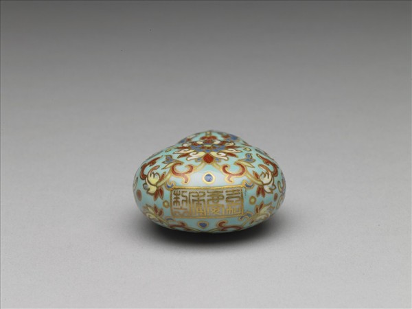 粉彩湖綠地纏枝花卉紋葫蘆式鼻煙壺