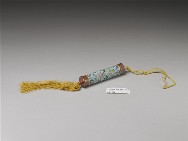 粉彩湖綠地纏枝花卉紋牙籤筒