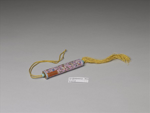 粉彩粉紅地纏枝花卉紋牙籤筒