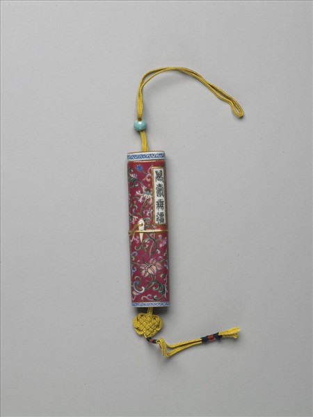 粉彩紅地纏枝花卉紋牙籤筒