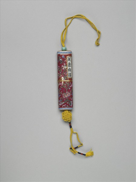 粉彩紅地纏枝花卉紋牙籤筒