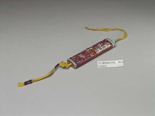 粉彩紅地纏枝花卉紋牙籤筒