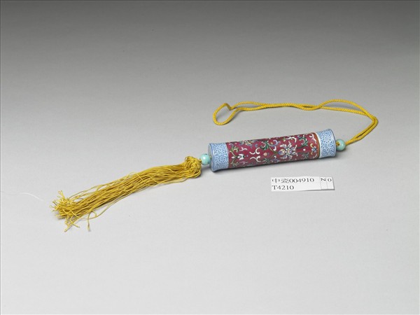 粉彩紅地纏枝花卉紋牙籤筒