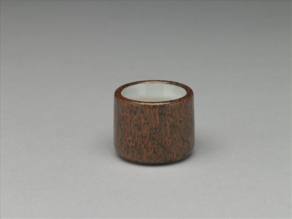 仿木紋釉瓷扳指