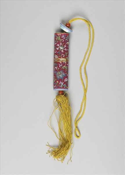 粉彩紅地纏枝花卉紋牙籤筒