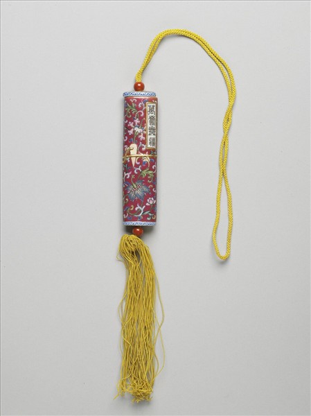 粉彩紅地纏枝花卉紋牙籤筒