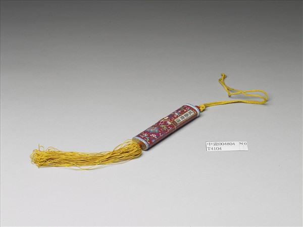 粉彩紅地纏枝花卉紋牙籤筒