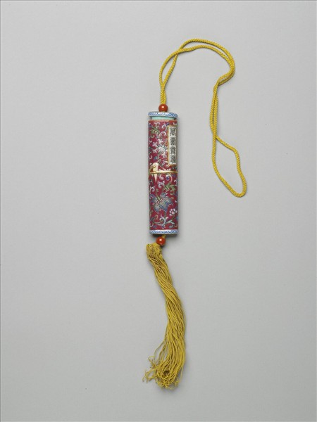 粉彩紅地纏枝花卉紋牙籤筒