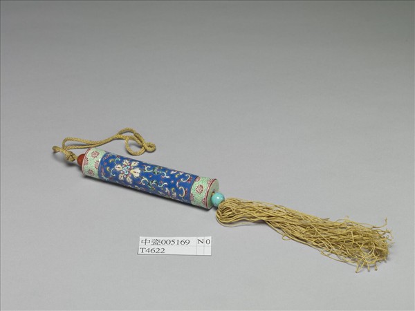粉彩藍地纏枝花卉紋牙籤筒