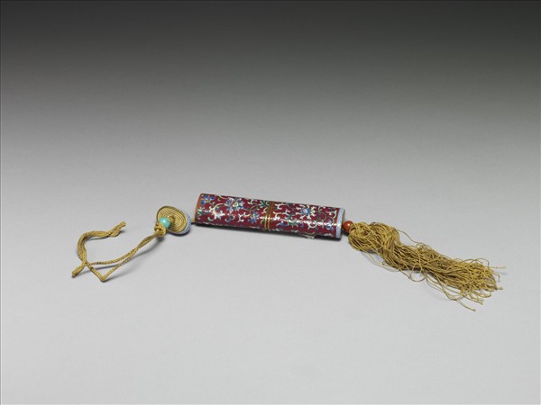 粉彩紅地纏枝花卉紋牙籤筒